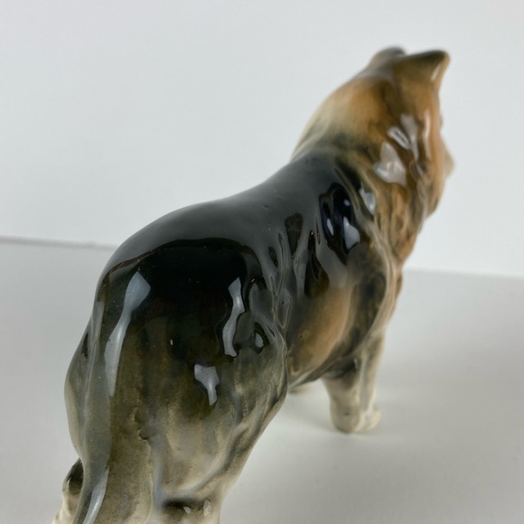 Handpainted Collie dog figurine - Picture 4 of 4